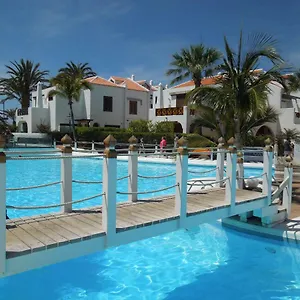 https://duplex-parque-santiago-3-close-to-the-sea-and-beach.tenerifehoteles.net
